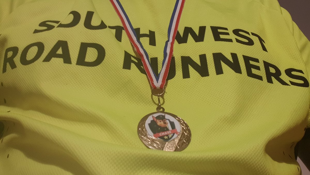 My first ever marathon victory today, 1st place over all in the inaugural Jorge's Backyard Marathon. 2010 laps in 22c dressed as Chase from Paw Patrol. #GardenMarathon #sweaty

justgiving.com/fundraising/Ex…

<a href="/swrr_exeter/">SWRR</a> <a href="/runners_blue/">Blue Light Runners #ThankYouNHS</a>