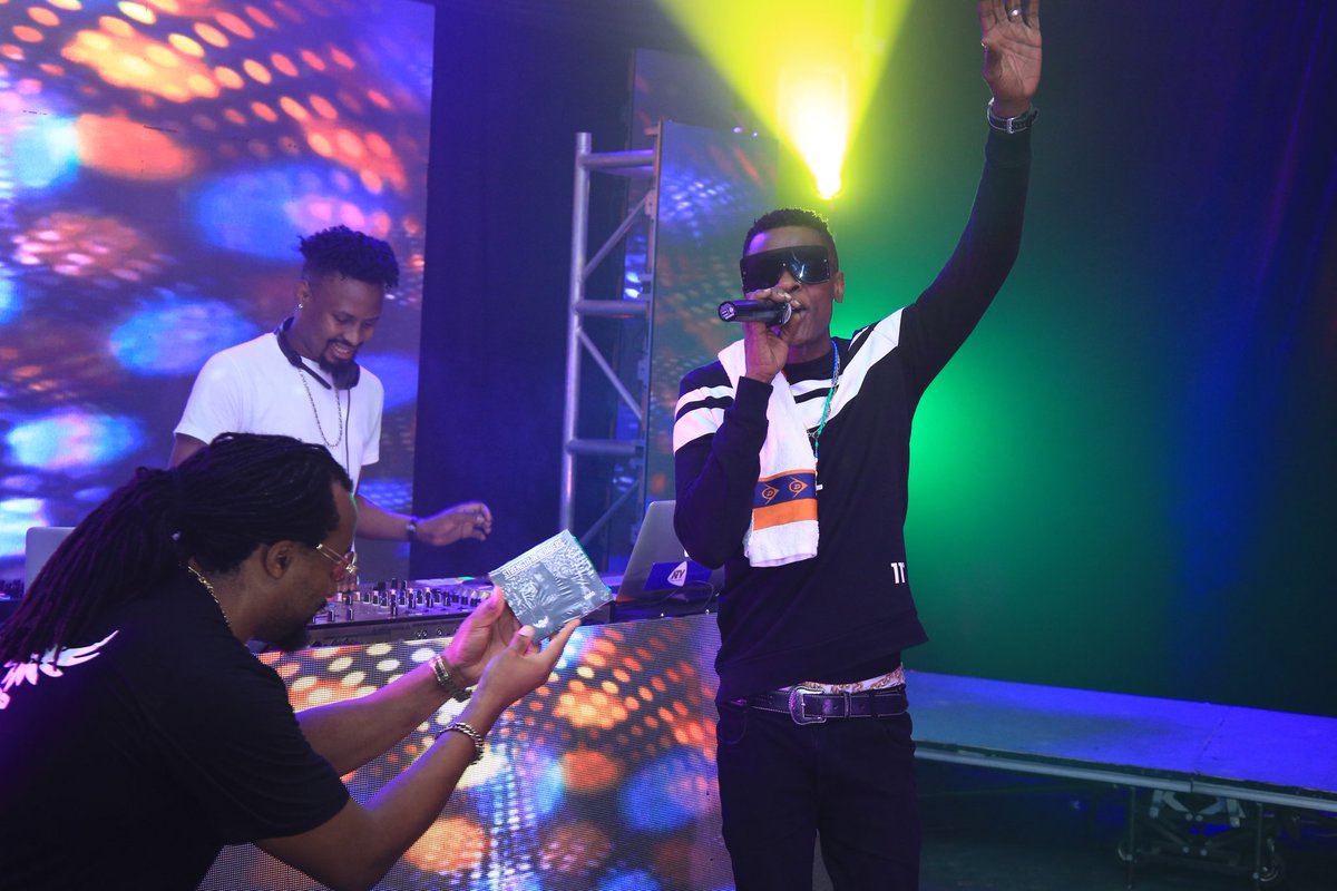 lynda_ddane's tweet image. ⁦@JChameleone⁩ in the building 🔥 #NTVDanceParty ⁦@ntvuganda⁩