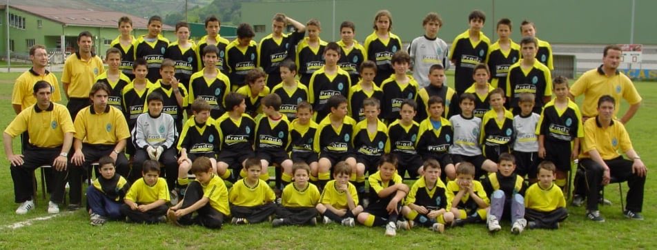 El <a href="/arenassella/">Arenas del Sella</a> asume el control de la Escuela de Fútbol⚽️ Oriente que se disuelve coperibadesella.com/09/05/2020/el-…