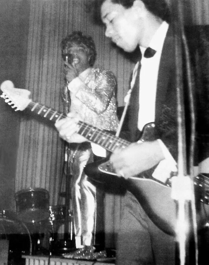KwemRadio's tweet photo. Richard with Jimi Hendrix on February 21, 1965 at the Fillmore Auditorium in San Francisco. #RIPLegendLittle #RIPLegend https://t.co/pvBkipOUPg