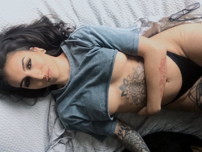 I love the things we do when I&rsquo;m alone with you https://t.co/Zwb1Uyo8DC