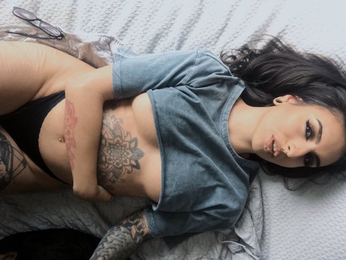 I love the things we do when I&rsquo;m alone with you https://t.co/Zwb1Uyo8DC