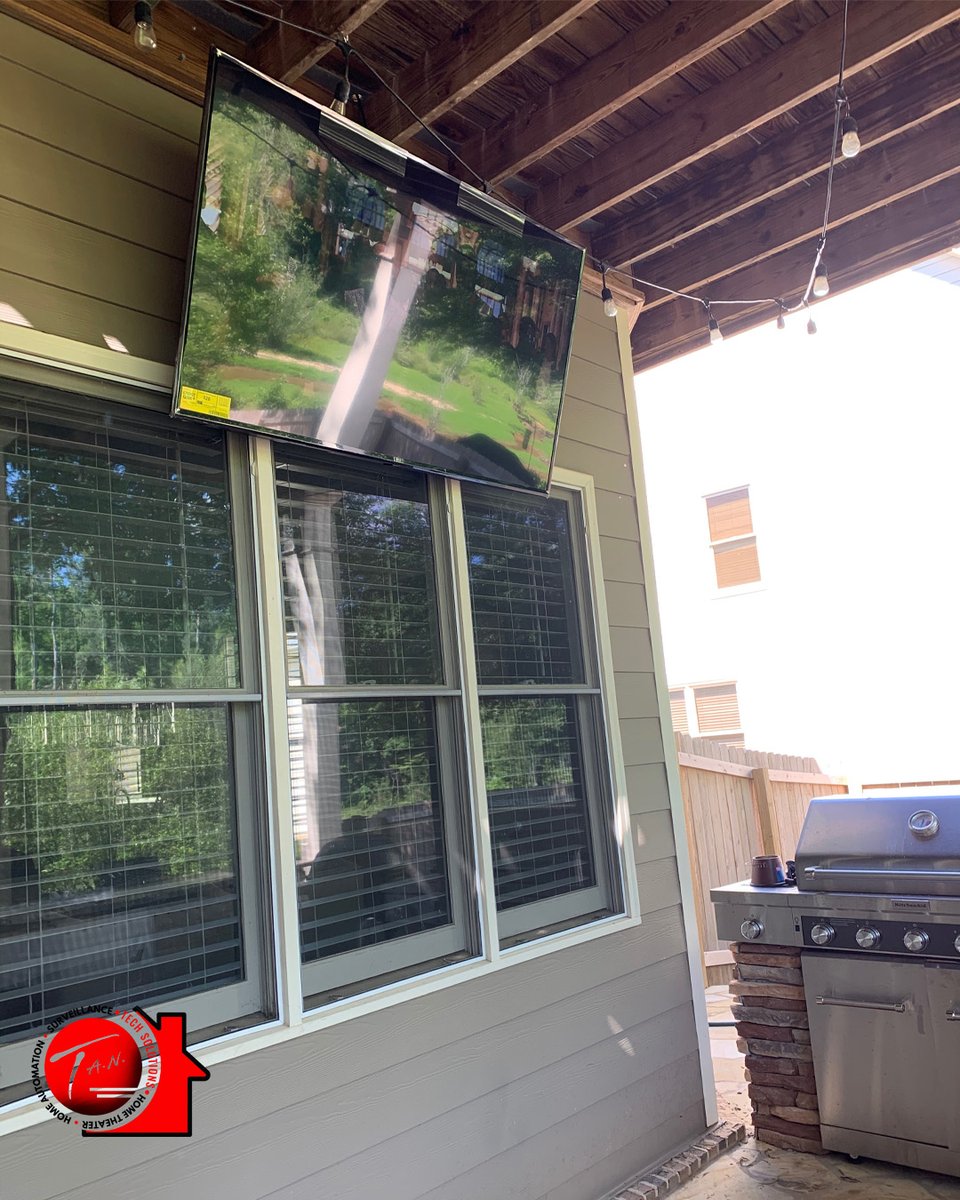 Tantechs's tweet photo. Outdoor patio TV installation. We can mount your TV anywhere, on any surface, with any mount. Call today.⁠
.⁠
.⁠
.“Experience life, Twice As Nice”⁠
📞 800-789-3722 ⁠ https://t.co/ZH7kwPehO3