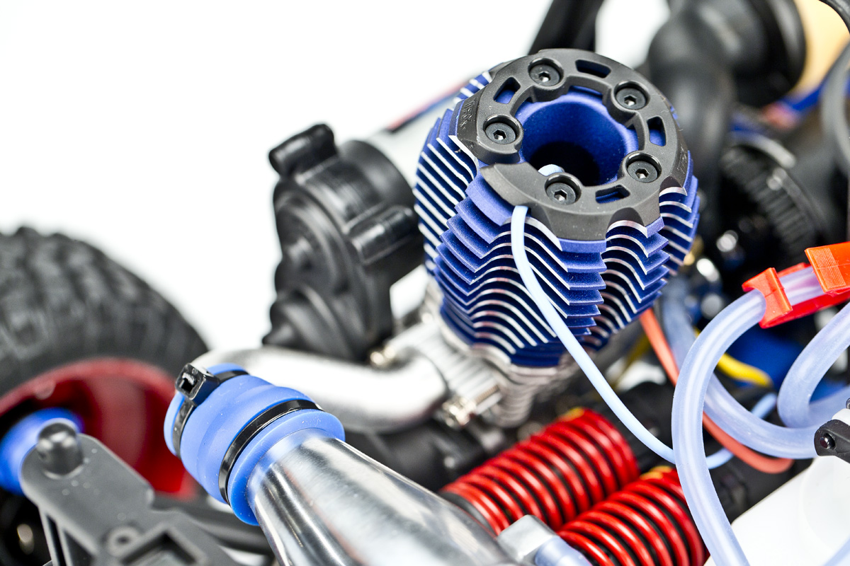 byronfuels's tweet photo. It's what's on the inside that counts. Share some RC pics with the covers off! https://t.co/wsnUs6JfEv