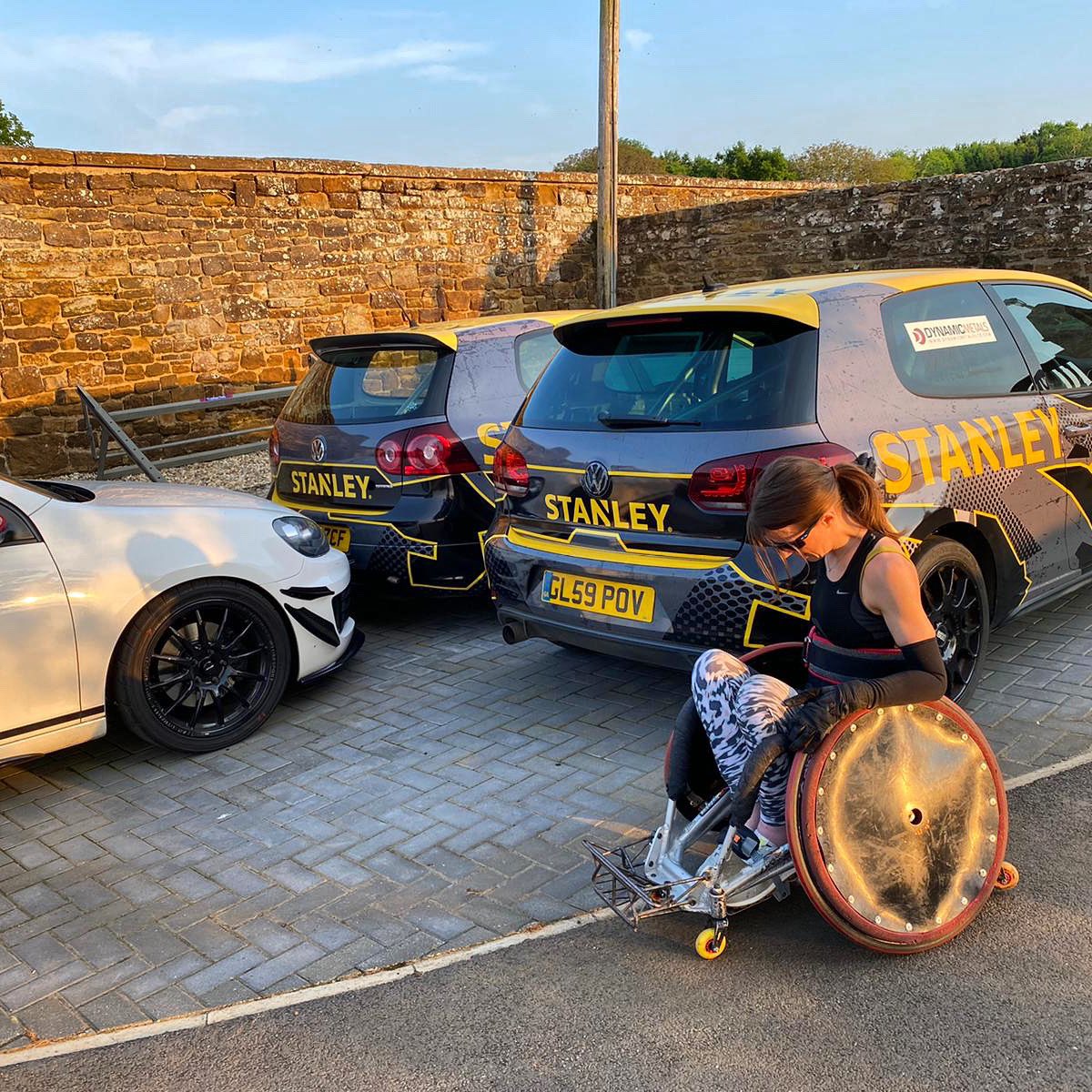 spinal_track's tweet image. The @stanleytoolsuk #SpinalTrack Golfs are being put to good use during lockdown by @nathaliemcgloin as she uses them to stretch after an evening training session 💪🏼

#STANLEY #Golf #VW #lockdown #stayhome #wheelchairrugby #anythingispossible