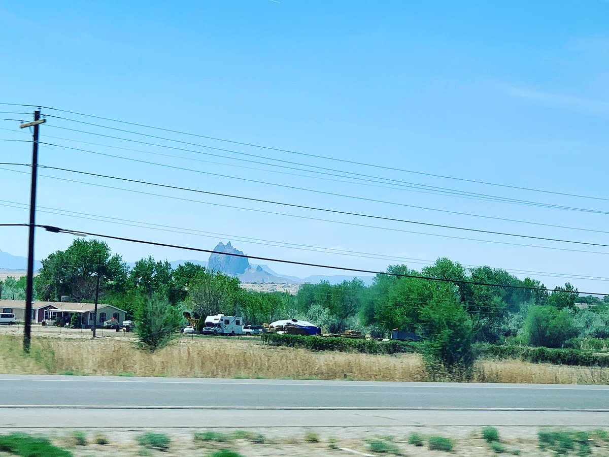 CoolioSteatoma's tweet photo. Probably the best day of my medical school career this far @Protect_NM letting me deliver PPE to Shiprock part of my home county. It’s not everyday a med student gets to work with Angel flight pilots, my family, wonderful NNMC employees, and school of medicine students! @UNMHSC https://t.co/pR9T1WodOm