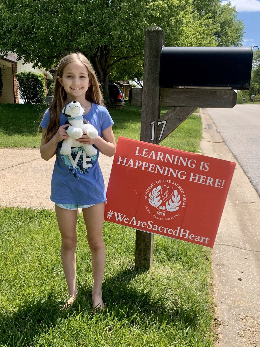 McGrane3rdClass's tweet photo. I delivered Idita-Read puppies to their new owners. Our class was challenged to read 974 minutes- which is the number of miles for this year’s Iditarod dogsled race. Audrey, Olivia, Grace, and AJ joined Yuktha in Nome at the finish line. Congratulations to all!! 🎉 @ash1818 https://t.co/Ens4tgF0zu