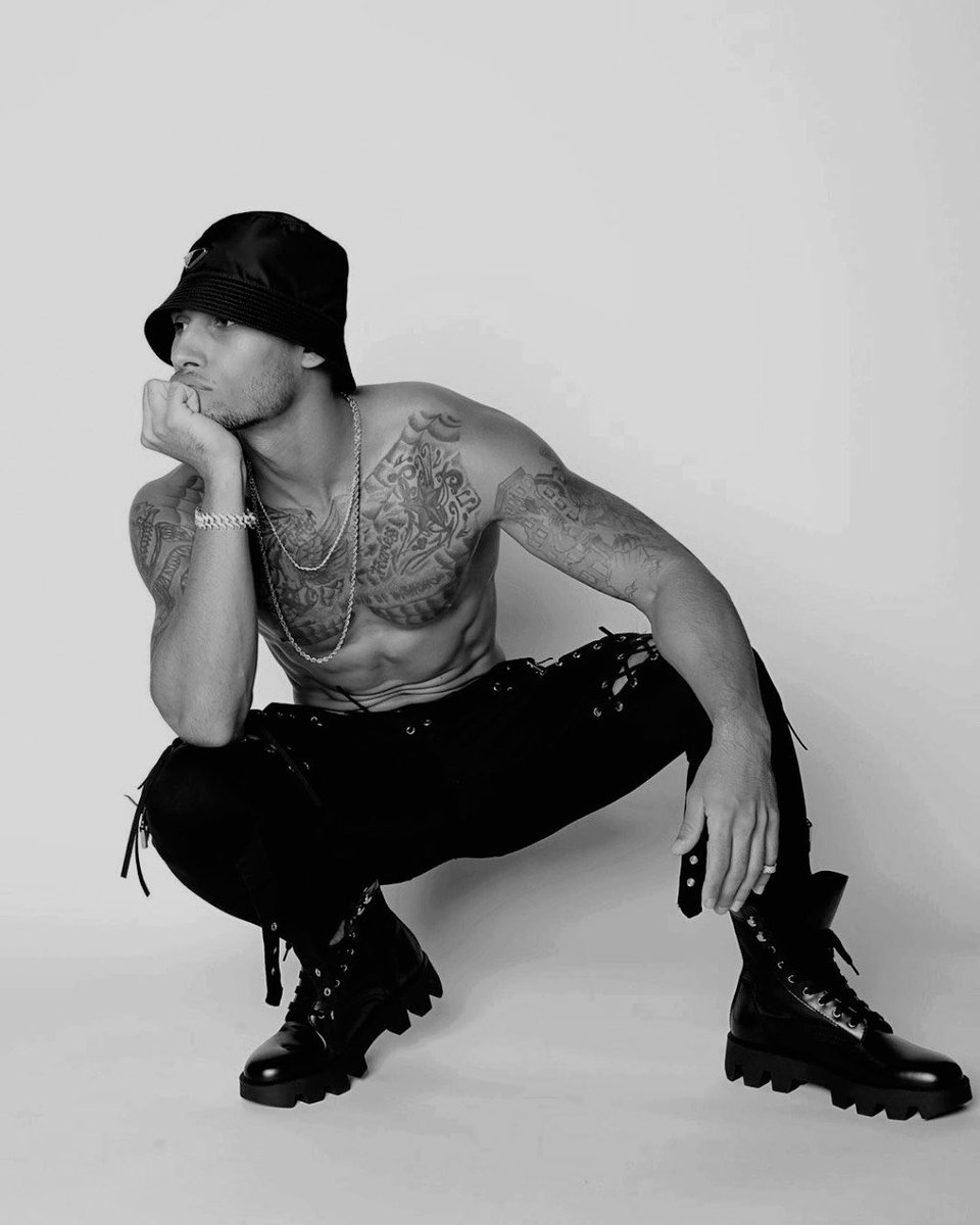 g0ldenwolf's tweet photo. #SleepingImpalaFest —• Either way, regardless what they saying, I'll be great. https://t.co/0IyqfOEWNF