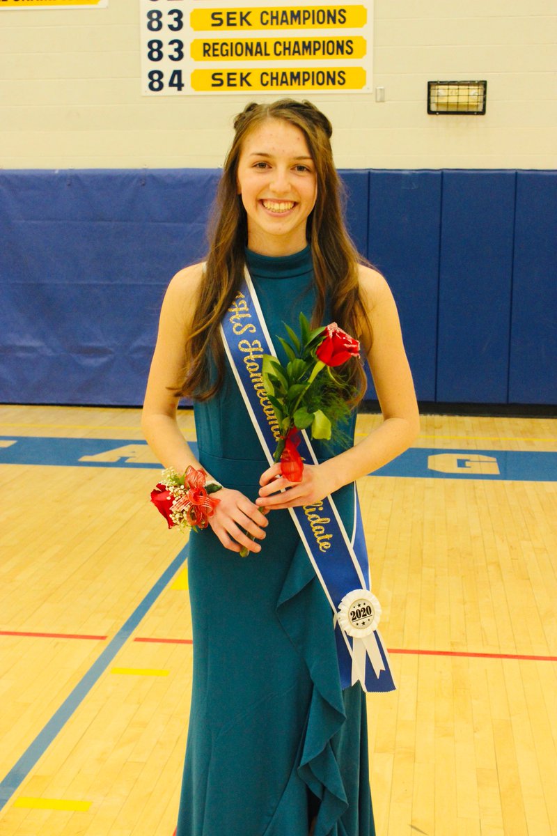 jstuckey22's tweet image. Rachel Bycroft should have walked the stage today ⁦@iolahighschool⁩ as a high school graduate!!!
So proud of my niece!
#XCState
#TrackState
#HSGraduate
❤️U