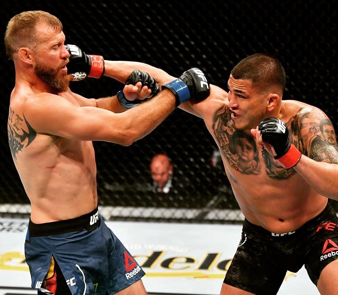 Anthony Pettis derrota a Donald Cerrone por desicion unánime (29-28, 29-28, 29-28) #ufc249