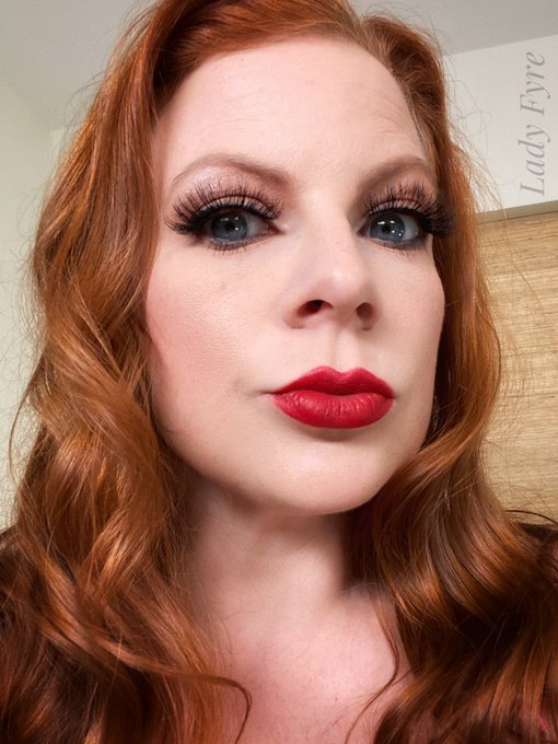 TW Pornstars - Lady Fyre. Pictures and videos from Twitter. Page 11