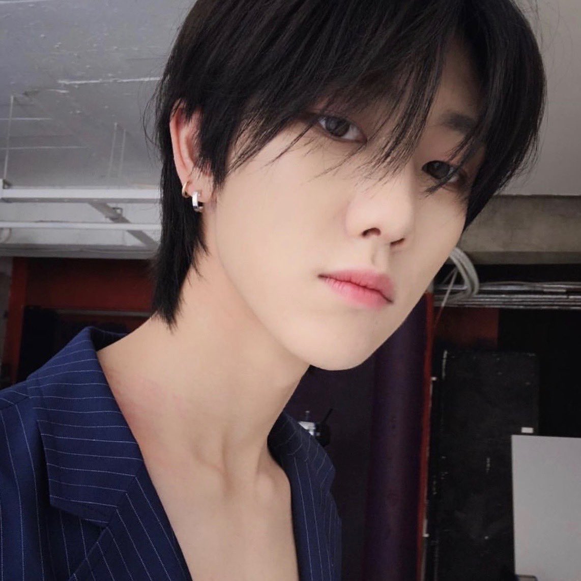 minghao as vanessa- THE baddest bitches in the game- everyone is in love but no one can have them - so hardworking- misunderstood but truly a sweetheart