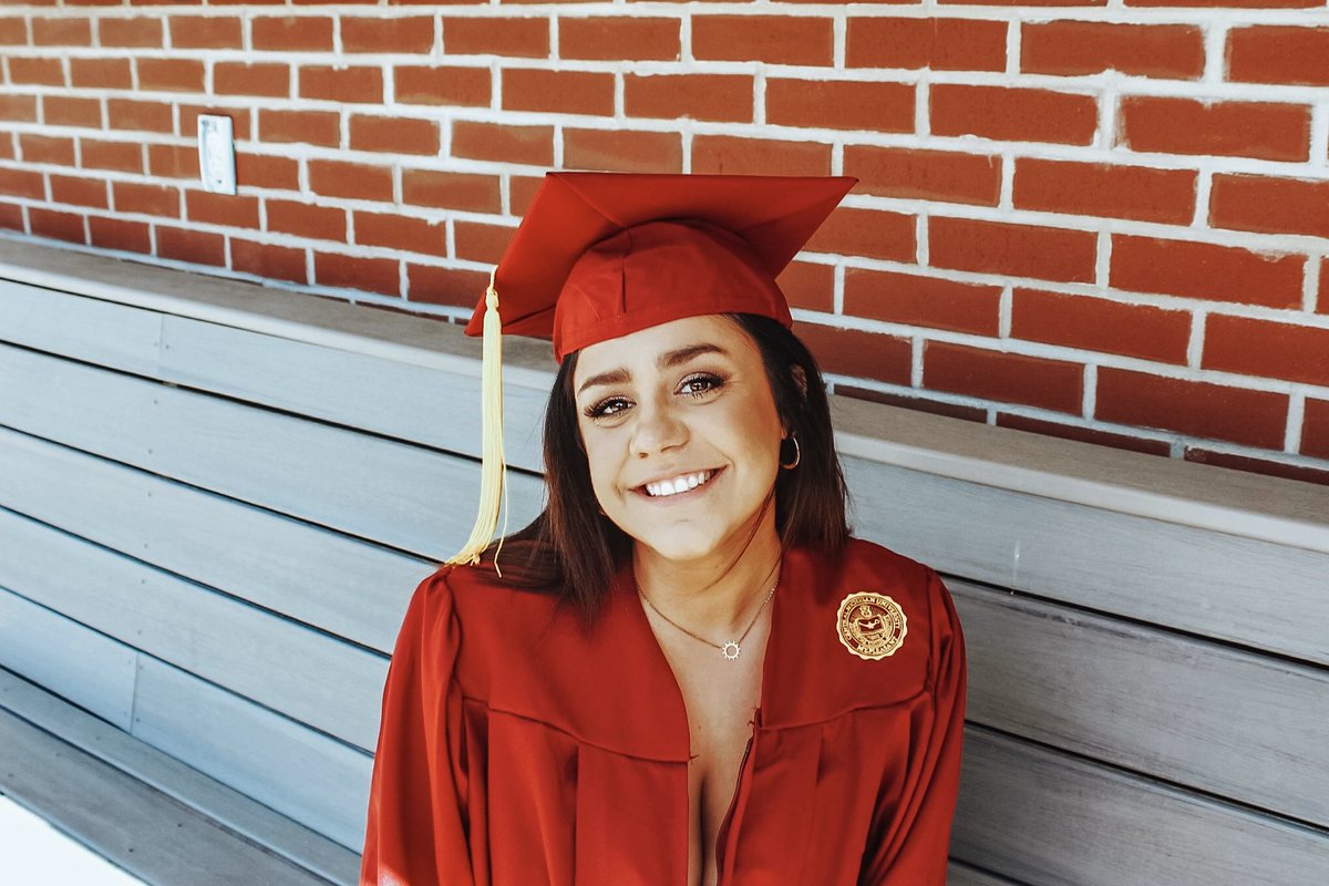 alphagamcmu's tweet photo. 𝒞𝑜𝓃𝑔𝓇𝒶𝓉𝓊𝓁𝒶𝓉𝒾𝑜𝓃𝓈 class of 2020! Although this is not how you imagined your graduation day would go, we are still SO proud of you and everything you have accomplished! Loyally with love, your sisters at Alpha Gam♡ https://t.co/HrVi6RJsTK