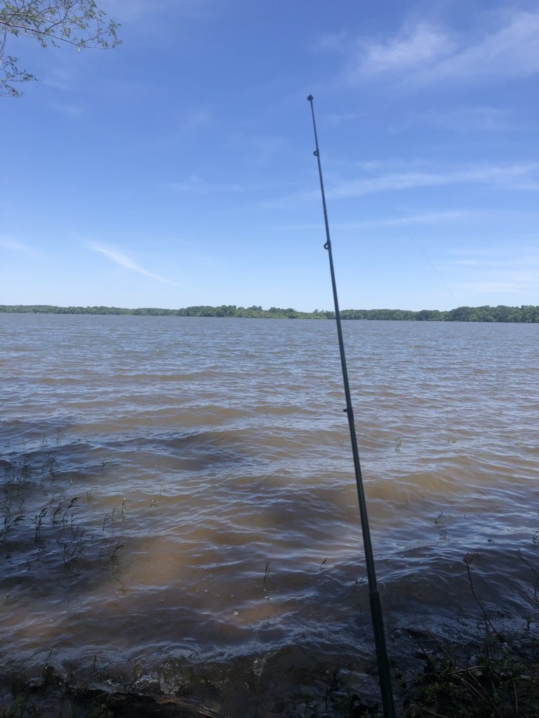 YungRevolution's tweet photo. His first fishing trip as an ex cop. Smoking and drinking and chillin. Who would’ve thought Mr. Fly Right would be indulging in these sinful activities 😂 

#Fishing #TNRiver #HeartFace #DontWorryAboutIt https://t.co/nBvsck6Ws2