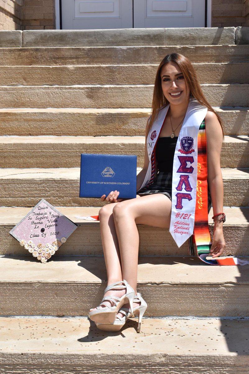 la___adi's tweet image. Alumna ✨💓 #GammasGraduate #LatinaGraduate