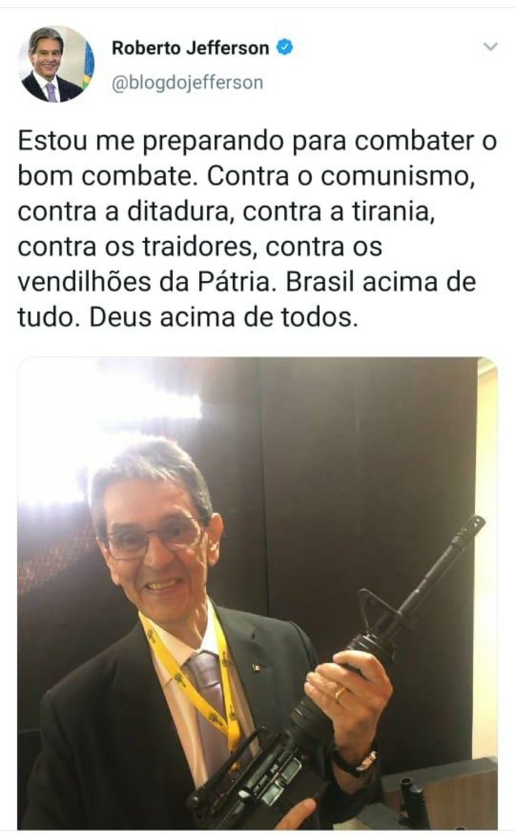 Eis o mais novo cidadão de bem, patriota, conservador.