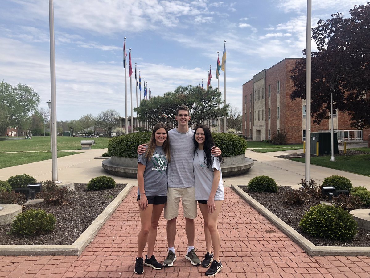 Tracy Hoth tweet media