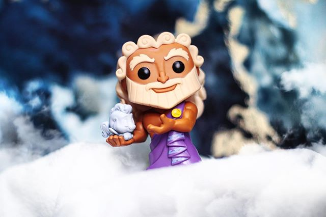 funko pop zeus