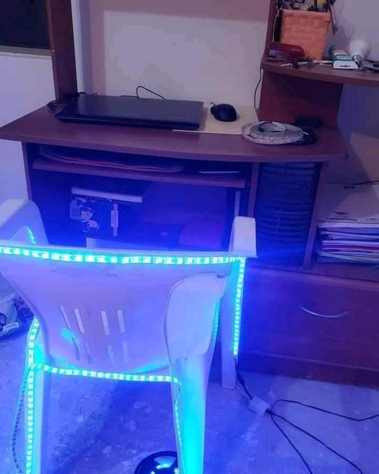 NeneCreative's tweet photo. Mi silla en los próximos streams 😎 https://t.co/eKO9TwXcvX