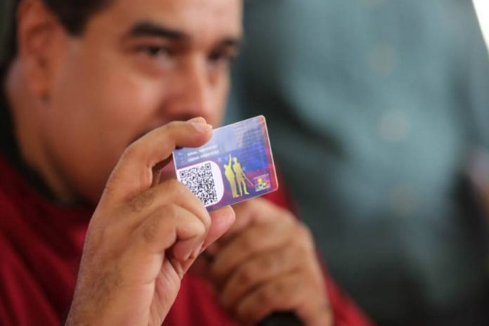 ElNacionalWeb's tweet photo. [ATENCIÓN] Maduro anuncia Bono del Día de las Madres para este domingo https://t.co/UmloU4cd8f  https://t.co/PAnIV0TMvi