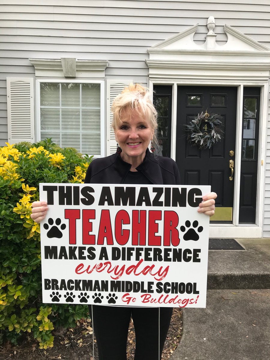 A huge thank you to @MrsSmithROBMS, <a href="/ROBMSathletics/">ROBMSathletics</a>, Mrs. Chieco and ROBMS PTA for the lovely surprise! So grateful to feel appreciated and loved❤️🐾#180BulldogBrags