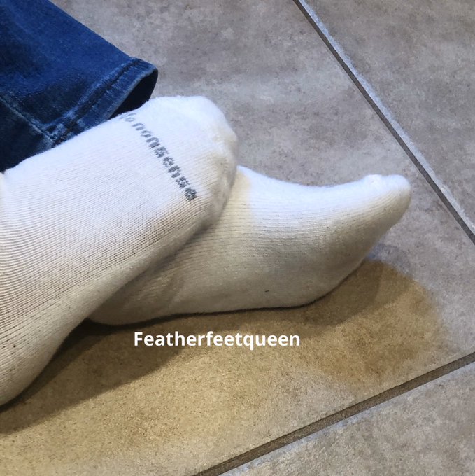 @intoxicatedsub7 DM if you want a pair after a long day of mountain climbing with the dogs. https://t<a class="tags" target="_blank" title="On Twitter" href="/?out=eyJ0eXAiOiJKV1QiLCJhbGciOiJIUzUxMiJ9.eyJpYXQiOjE3MjU4MzI5MDMsImlzcyI6InR3cG9ybnN0YXJzLmNvbSIsIm5iZiI6MTcyNTgzMjkwMywiZXhwIjoxNzU3MzY4OTAzLCJyZWRpcmVjdF91cmwiOiJodHRwczovL3R3aXR0ZXIuY29tL2ludG94aWNhdGVkc3ViNyJ9.pNMbZ7r825m3VMqXyxGJ6_7qzwvyMRG_IB4r0AUEfsiTMQNgXD56qL7ehc92cKG9YaLI1QW5YtIyDewG1oUang">@intoxicatedsub7</a><a href="/tag/feet"class="tags"><span>#feet</span></a><a href="/tag/findom"class="tags"><span>#findom</span></a><a href="/tag/paypig"class="tags"><span>#paypig</span></a><a href="/tag/feetfettish"class="tags"><span>#feetfettish</span></a><a href="/tag/feetpics"class="tags"><span>#feetpics</span></a><a href="/tag/footfet%C4%B1sh"class="tags"><span>#footfetısh</span></a>