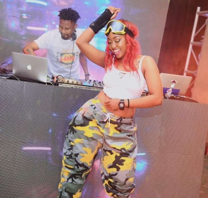 KaraboAllen's tweet photo. Imagine e 9t z still young 🔥🔥🔥#NTVDanceParty @KaraboAllen https://t.co/kfvFohpzjW