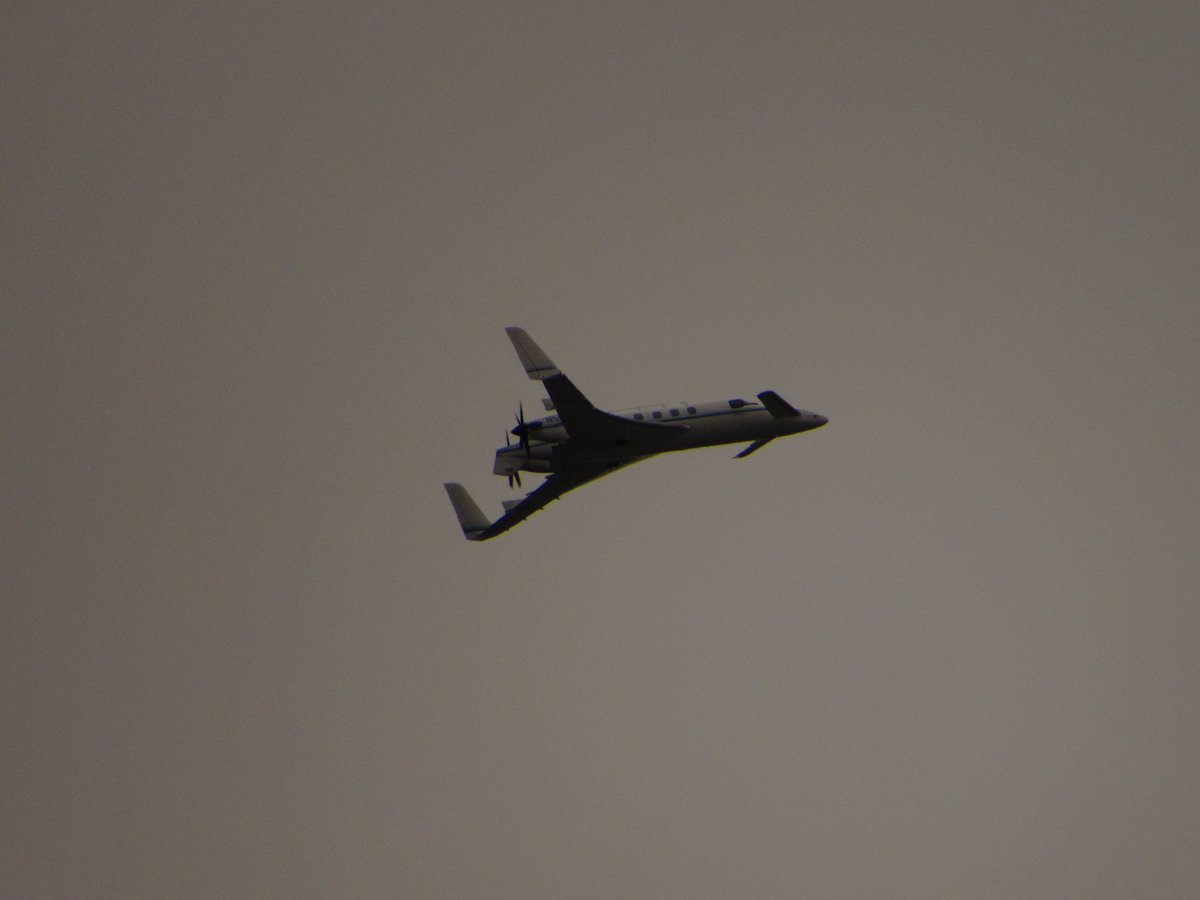KenslowMatthew's tweet photo. 5/9/19, one year ago today. Apparently, according to my research, here's an #ExtremelyRare [1 in 5 (currently) in the world] #BeechcraftStarship. 

@YouTube: https://t.co/eixgKkktr0

#Aviation #AVGeek @flightaware @Beechcraft #rare #beech #beechcraft #N514RS #veryrare https://t.co/wDkzwawKjD