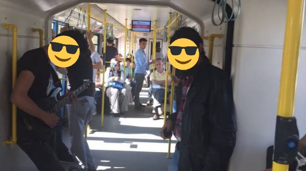 uurektor's tweet photo. Metroda ki müzisyenlerden Elfida dışında başka bir şarkı dinleyen var mı cidden? 😂 https://t.co/3tvufwCZvd