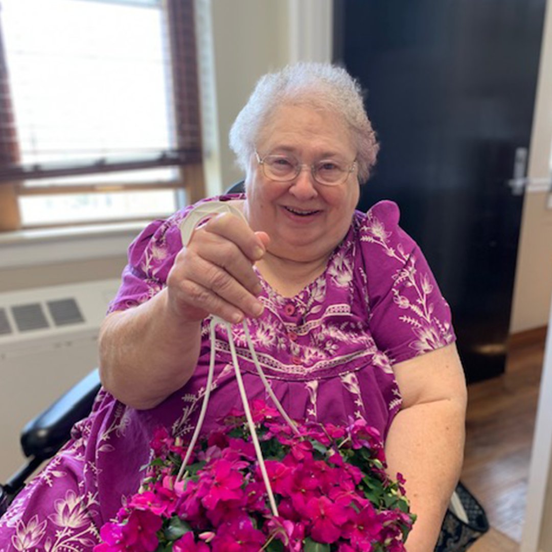 Lowes's tweet photo. This week, our team set out to #buildthanks by surprising 100,000 moms in senior housing with flowers donated using our network of small business growers. We hope moms celebrating apart from their families feel the unconditional love + support they deserve. Happy Mother's Day! https://t.co/ftGLoKfibe