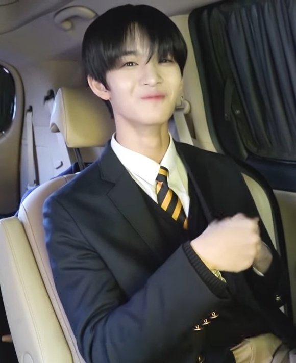wanna one moments that will make us miss them more tweet media