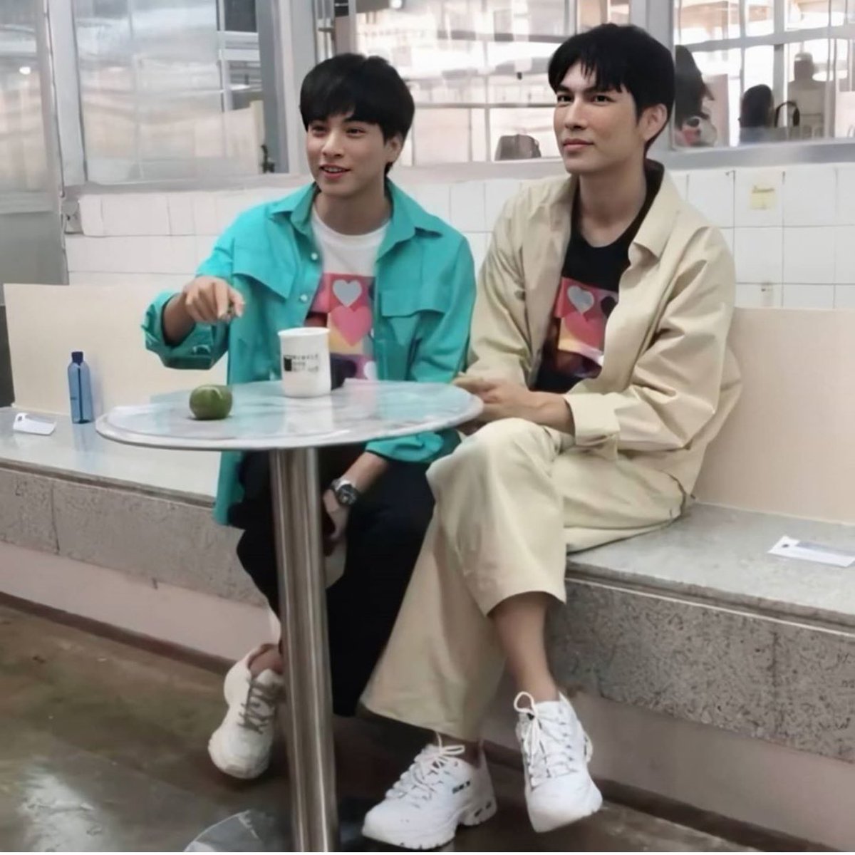 and the reason i wanna talk about it is because this is huge for me cause it came from mew. before yesterday when the cameras were rolling he said if they’re not phi nong what r they and his answer was close friends but now?! when he was just teased by the crew he said FAN