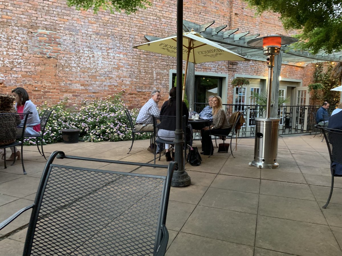 BigMansLunch's tweet image. Glad to finally be out for dinner, if you don’t think this city is ready try to get a reservation...the patio at Terra tonight is superb, food is great too#westcolumbia #freedom #greatfood #gomike