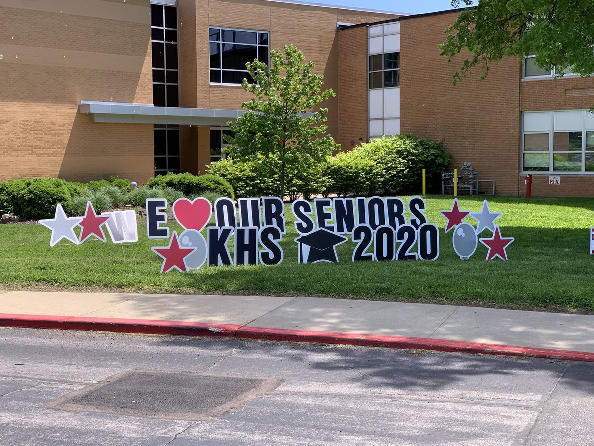 Well, waving goodbye to you in a car parade was not how I imagined saying goodbye 👋 but it was great to see your faces! 

Thank you 2020 for all your work and dedication this year, you have left your mark, set the bar for the future, and I can’t wait to see what’s next for you!