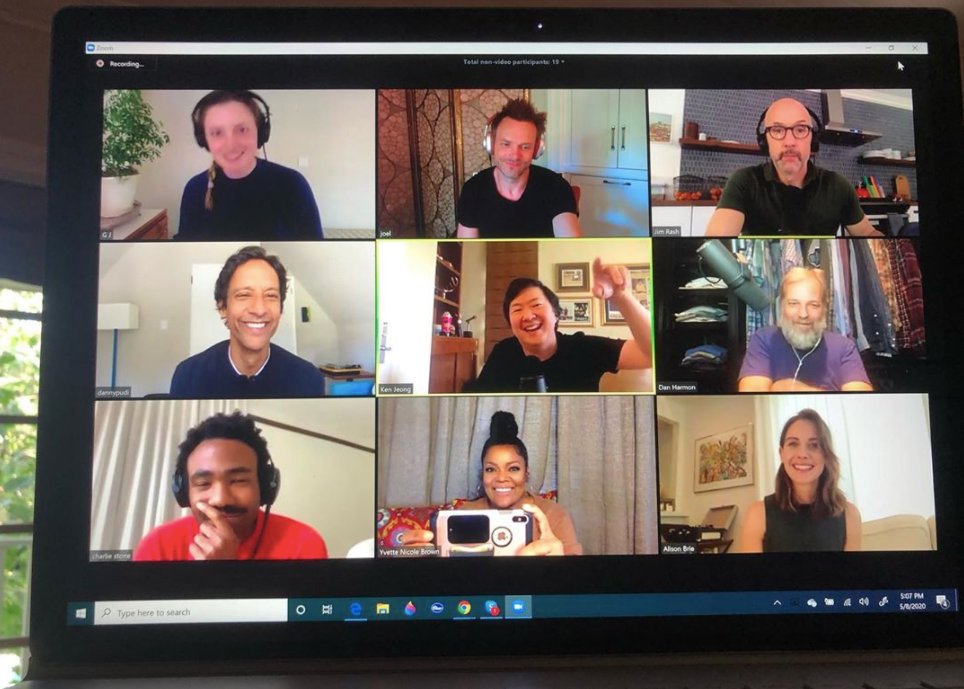 FrontlineFoods's tweet photo. A tremedous thank you to @joelmchale  and our friends at @CommunityTV  for helping us fuel the fight against COVID-19! 

Tune in on Monday, May 18th for the @communitytv script read, as they fundraise to support @FrontlineFoods. 

#frontlinefoods #comunitytv #feedthefrontlines https://t.co/VuCKw66Z3Z