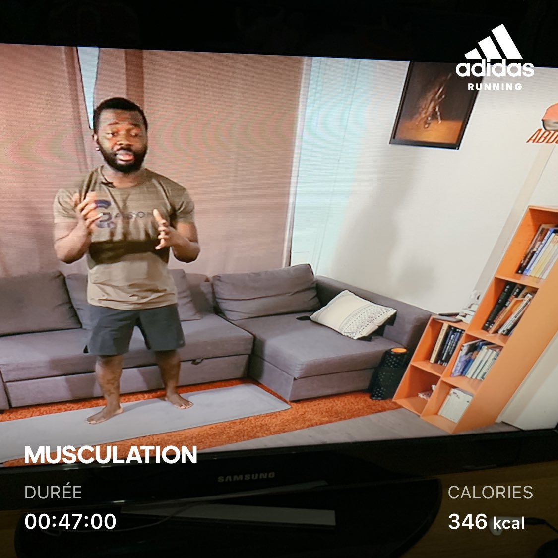 chabin_97212's tweet photo. @Chancel_Gatsoni #HIITMAX au top au top cette séance par contre les #commando #pushup et #mountainclimber j’ai insulté mais c’était un kiff. Merci #coach #travailrigueurdiscipline #NoPainNoGain #vandesport #défiforme2020 https://t.co/JCa5DQ43CX