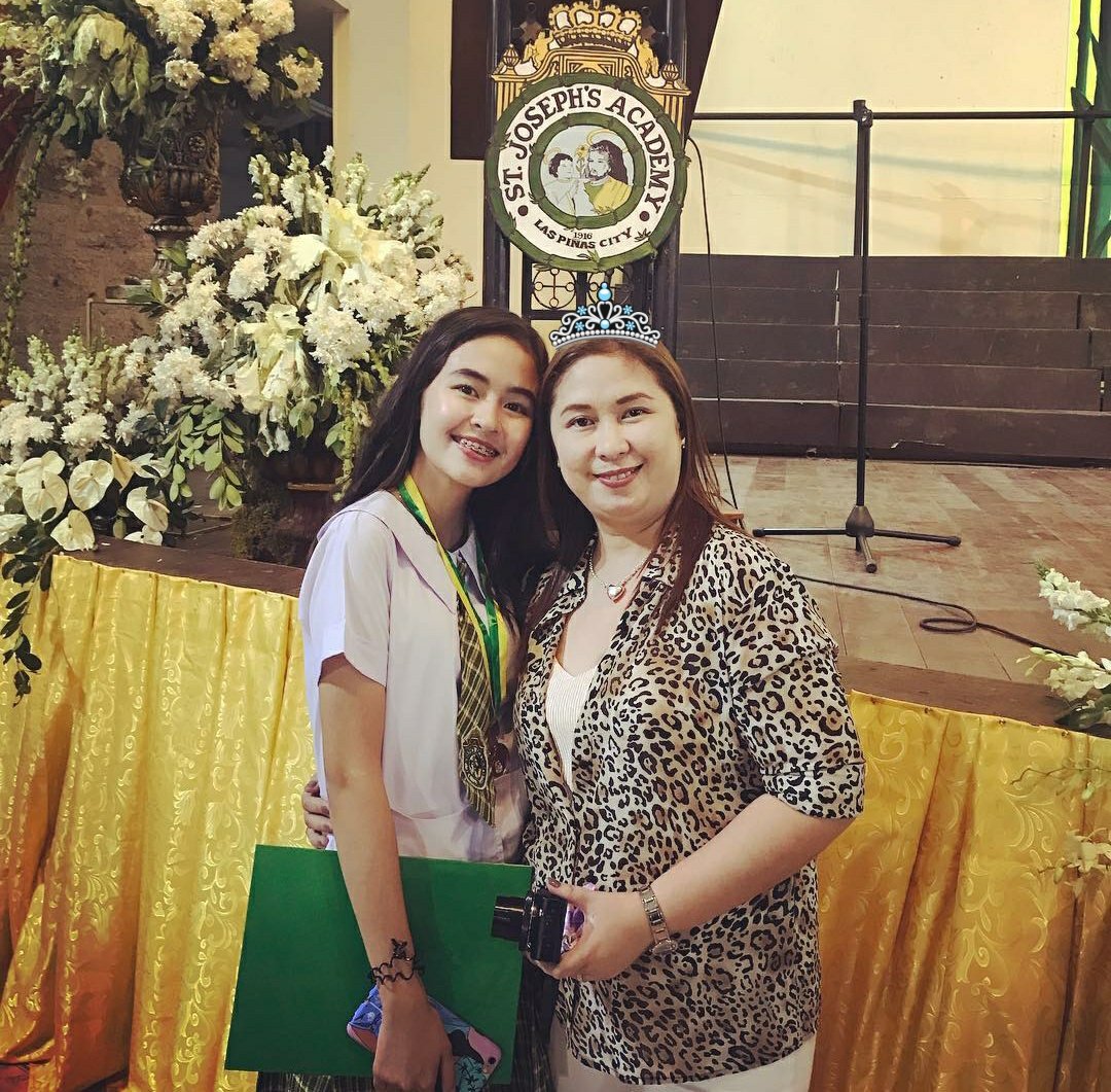_panmily's tweet photo. Happy Mother's Day! 🥰✨ From all of us PANmily! ❤💛 https://t.co/9hW06x6LcP