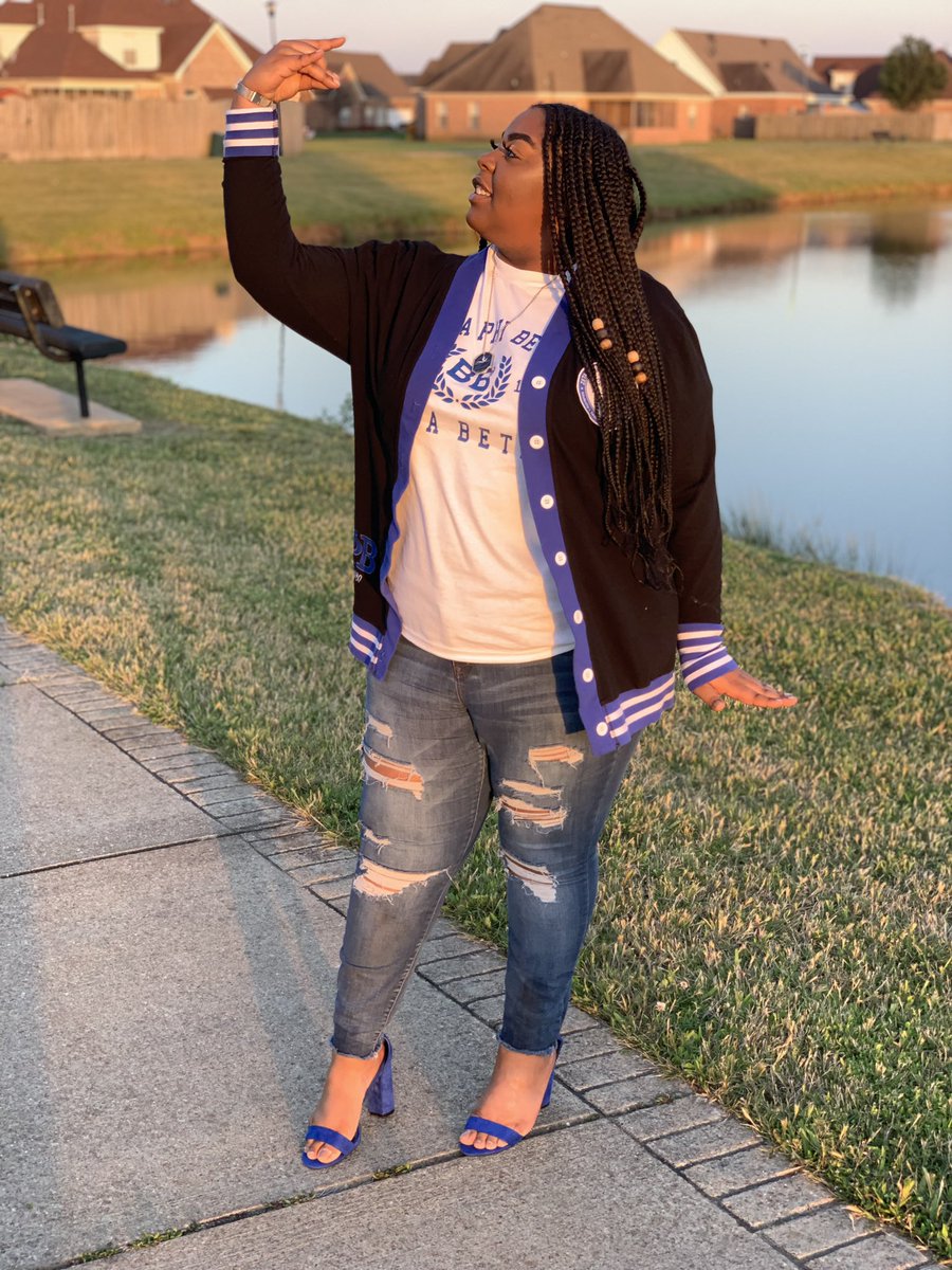 dannnyyy_b's tweet photo. Nobody knew how hard I was coming until I told them I was FINER.💙 
#35
#BetaBeta
#Spring2020
#CentennialYear
#Pr35tigiouZDove 💙🕊
#ExquisitelyRe4inedD0ves 💙🕊 https://t.co/YniEb5tqQB