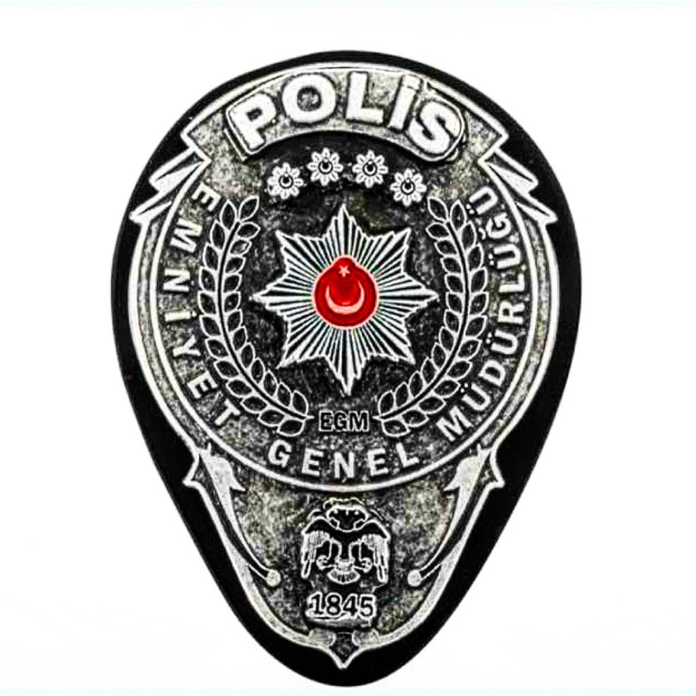 1stPoliS's tweet photo. @ParkurAnkara @RTErdogan @suleymansoylu - Sayın Cumhurbaşkanım ve Sayın İçişleri Bakanım Bizler 26.Dönem BAŞARILI Polis Yedek Adaylarıyız Lütfen Sizden Ek Kontenjan Talep Ediyoruz.
Saygılarımla...
~~~
@suleymansoylu
@arzuerdemDB
@RTErdogan 
@fahrettinaltun 
@EmineErdogan 
#AnnelerGünü
#yedekpolisanneleri
~~~ https://t.co/d84yTeiCcR