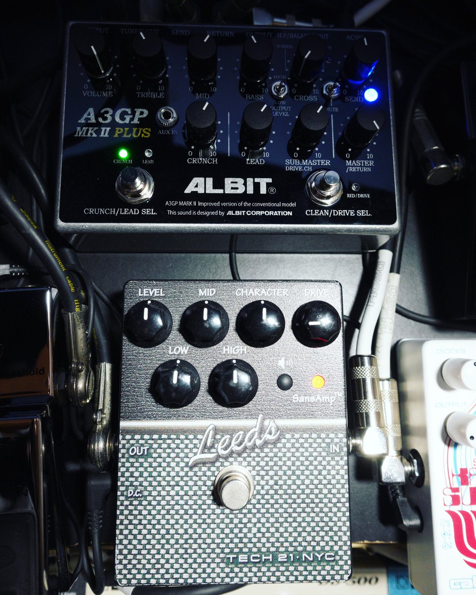 junya_koketsu's tweet photo. Ambient and Noise music settings.
ALBIT A3GP MARK II PLUS
Tech 21 Sansamp Leeds
ALBIT A3GP MARK II PLUS + Sansamp Leeds (Sound sample)
https://t.co/WmHiYc3VVl
#ALBIT
#A3GP
#真空管プリアンプ
#Tech21
#Sansamp
#Leeds
#LineRecording https://t.co/dlRI4APaBs