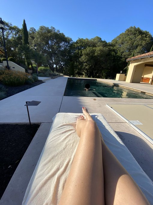 Okay, I could self isolate here forever. https://t.co/ZIwHJAJnmG