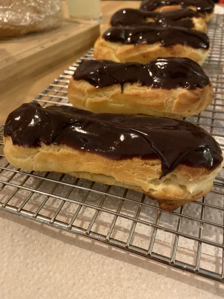 maibennett's tweet photo. Eclairs are very hard. First (and maybe) last attemp. Came out ugly, but it’s the inside that counts. And the inside is filled with custard 🤤#NightBaking https://t.co/SBXL6TsW3g
