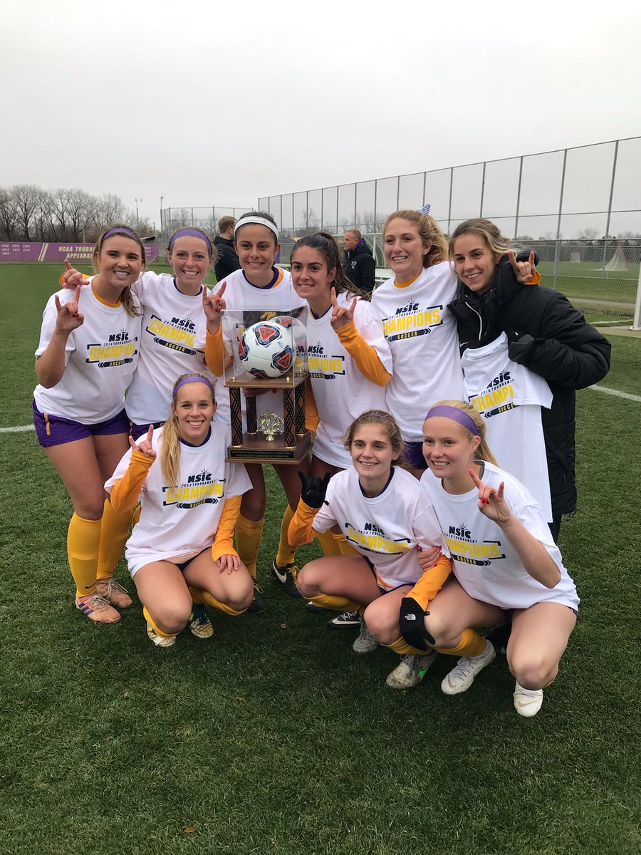 MinnStSoccer's tweet photo. Congratulations to our Seniors on what would have been Graduation Day here at MSU. You will be missed! #MavFamForever

@SammyStoelk @aleshaduccini @dakoats9 @taylor_kenealy @jessieault @AnnaMixon @tbarzowski333 @aLEXaRABUNE @BriannaCiaccio @juliaanellis https://t.co/LjXBjukHD3