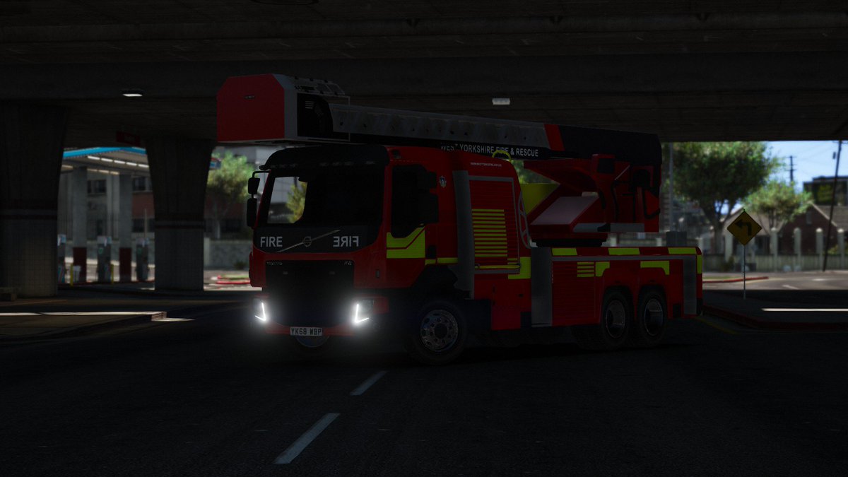 01210J's tweet photo. Some final dev work coming for WYFRS - 2018 Volvo FM Ladder appliance. #DEV #WYRPC https://t.co/L0zXP7gyF1