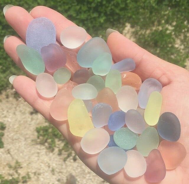 โหหหหห ก้อนหินสีคือพาสเทลมาก

แว๊บแรกนึกว่าลูกกวาด