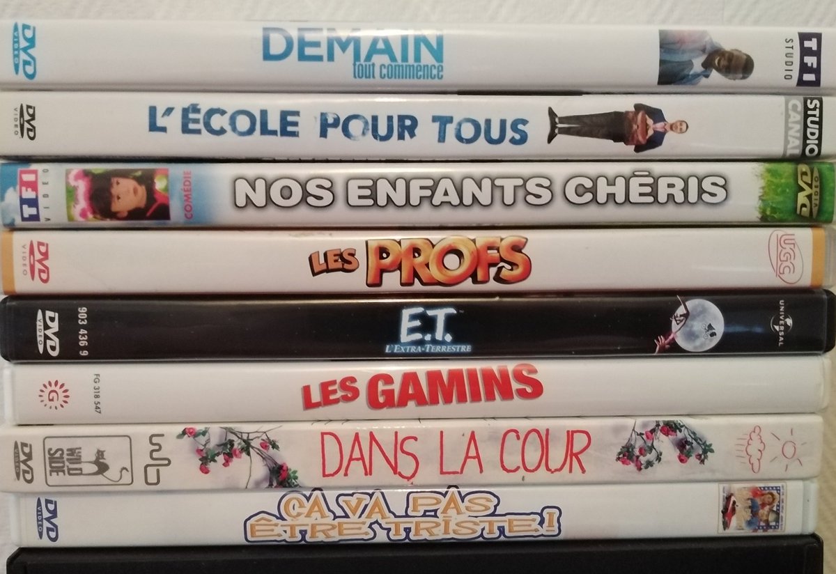 FanDeComedies's tweet photo. DVD challenge : Return to Scholl
#dvdchallenge https://t.co/bWmaaYTdAg