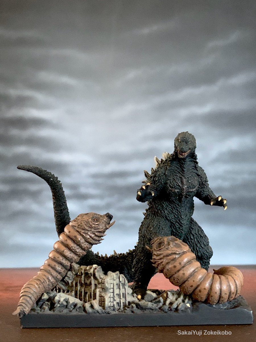 ゴジラ　ポリストーンコレクション　『新轟天号＆ミニラ』 ゴジラ ポリストーンコレクション 『新轟天号＆ミニラ』 Amazon.co.jp