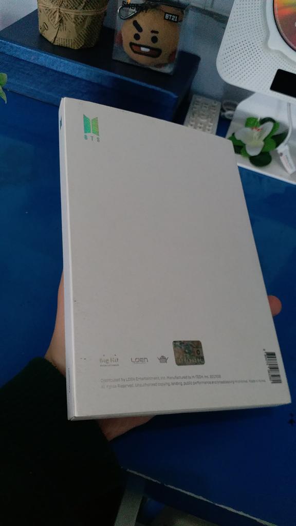 chaxjk's tweet photo. WANT TO SELL
WTS BTS ALBUM LOVE YOURSELF HER V
FULLSET NO POSTER❌

190k✔

Detail
▪Sticker
▪CD
▪NOTES
▪JHOPE PHOTOCARD

Detail gambar bisa DM🙏🏻
Help RT⚠️

Tag: wtb wts persona mots 7 pc jungkook taehyung want to buy 
@BTS_SellingINA @BTSTrade_INA @BTSTradingINA @BTSTradeINDO https://t.co/4KLEI6TFM0