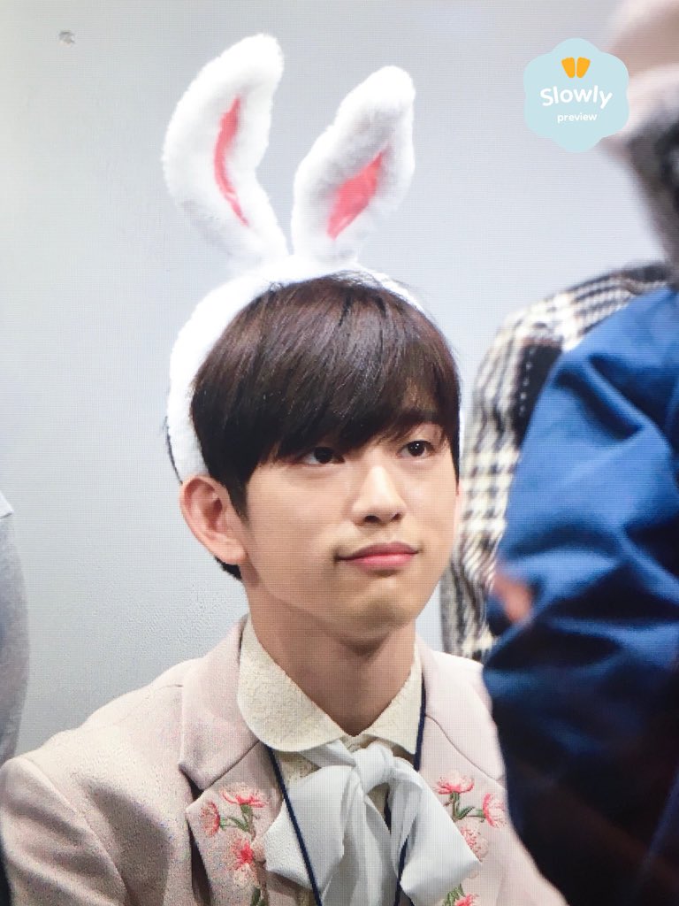 jinyoung as the pouty lalafanfan duck, a very important thread 