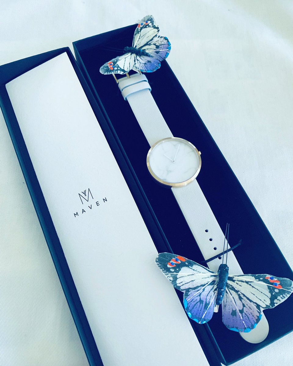 「素敵な時計をもらったので 」|Yas@IYH東京ﾄﾞｰﾑ②のイラスト